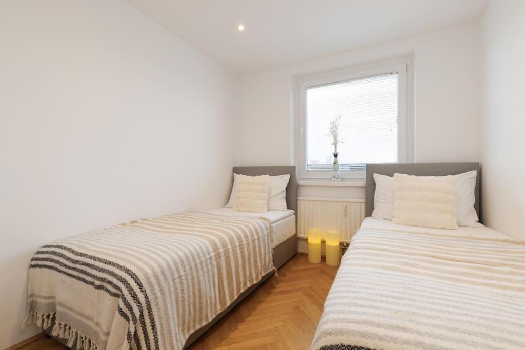 Exclusive 2-bedroom Loft With Scenic Rooftop Views * Vienna