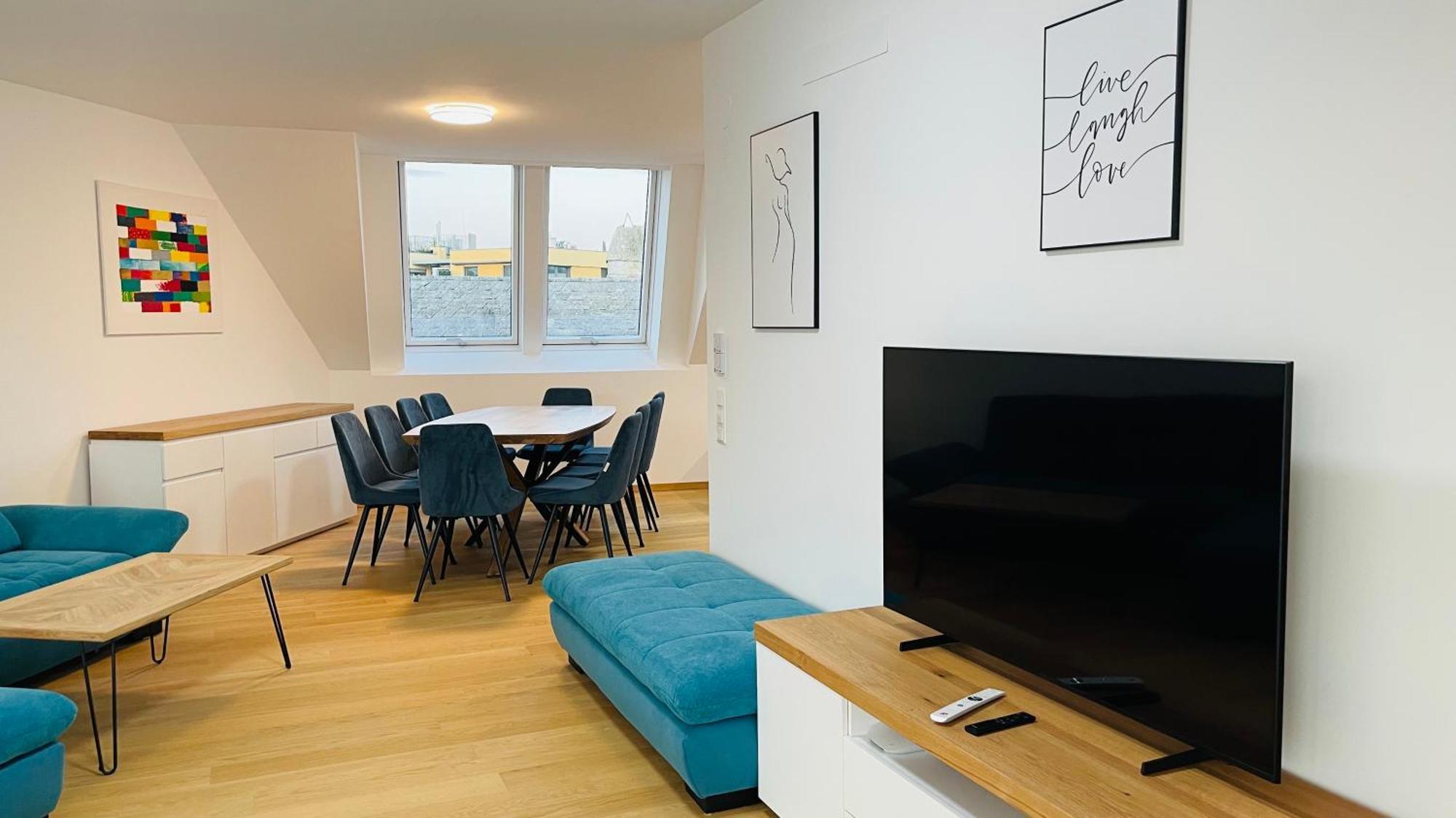 Spacious Penthouse - 4 For Up To 10 Guests - Contactless Check-in * Vienna