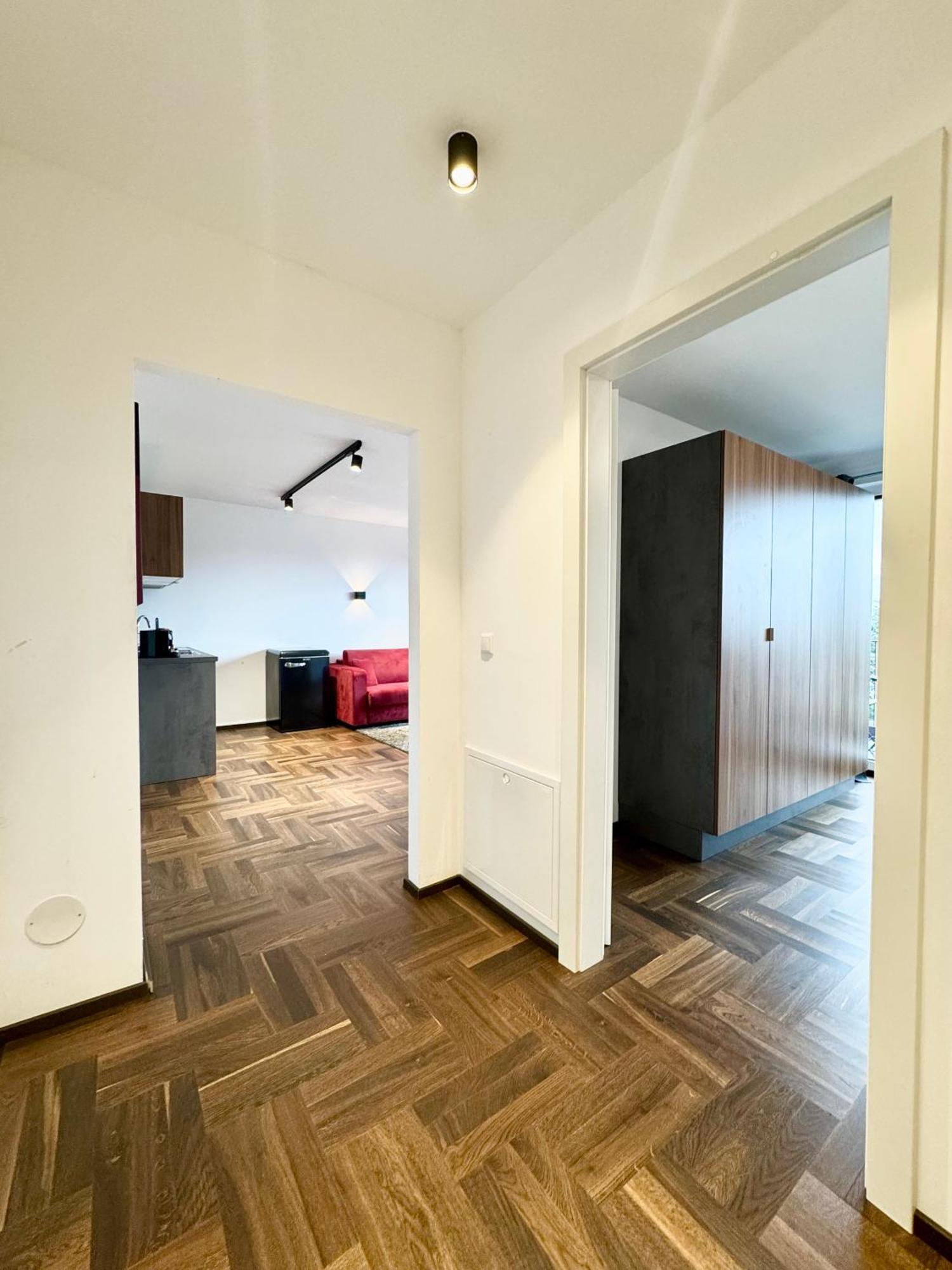 Mit Balkon * Vienna