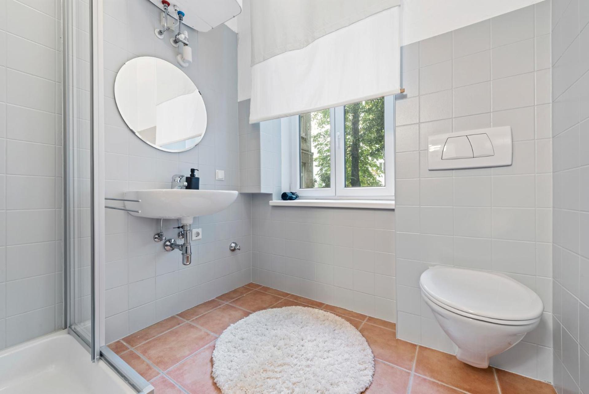 4ty3 - Spacious In The Heart Of The 8th District Is Calling Wien