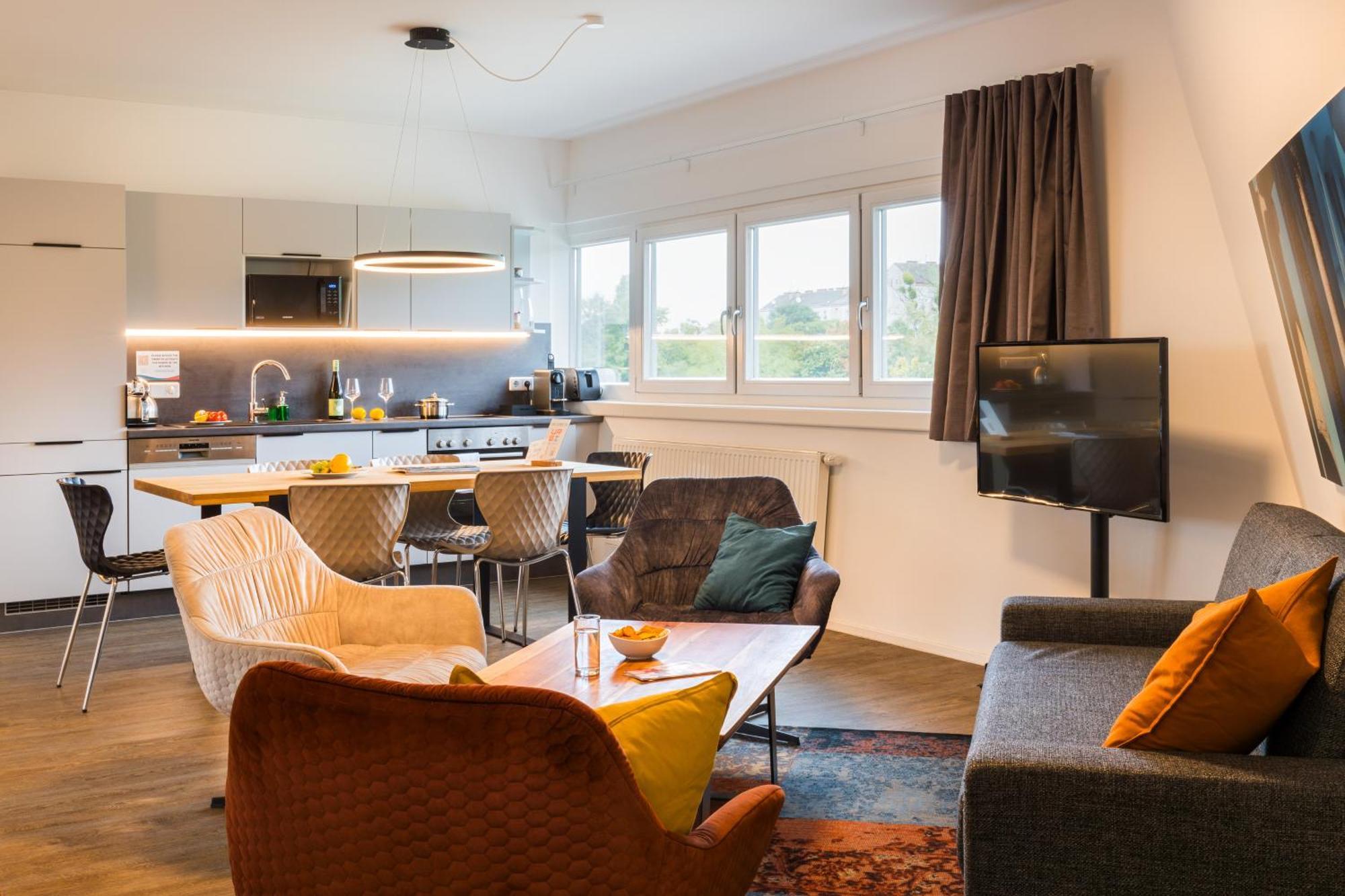 Urban Island I Riverside Apartment *
