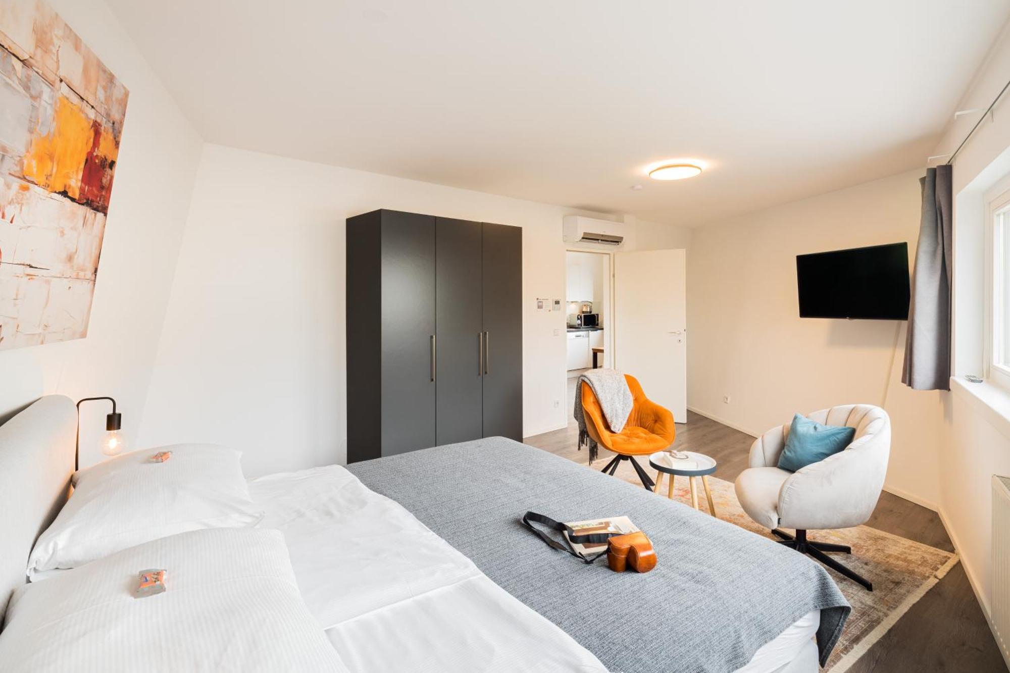 Urban Island I Riverside Apartment Vienna