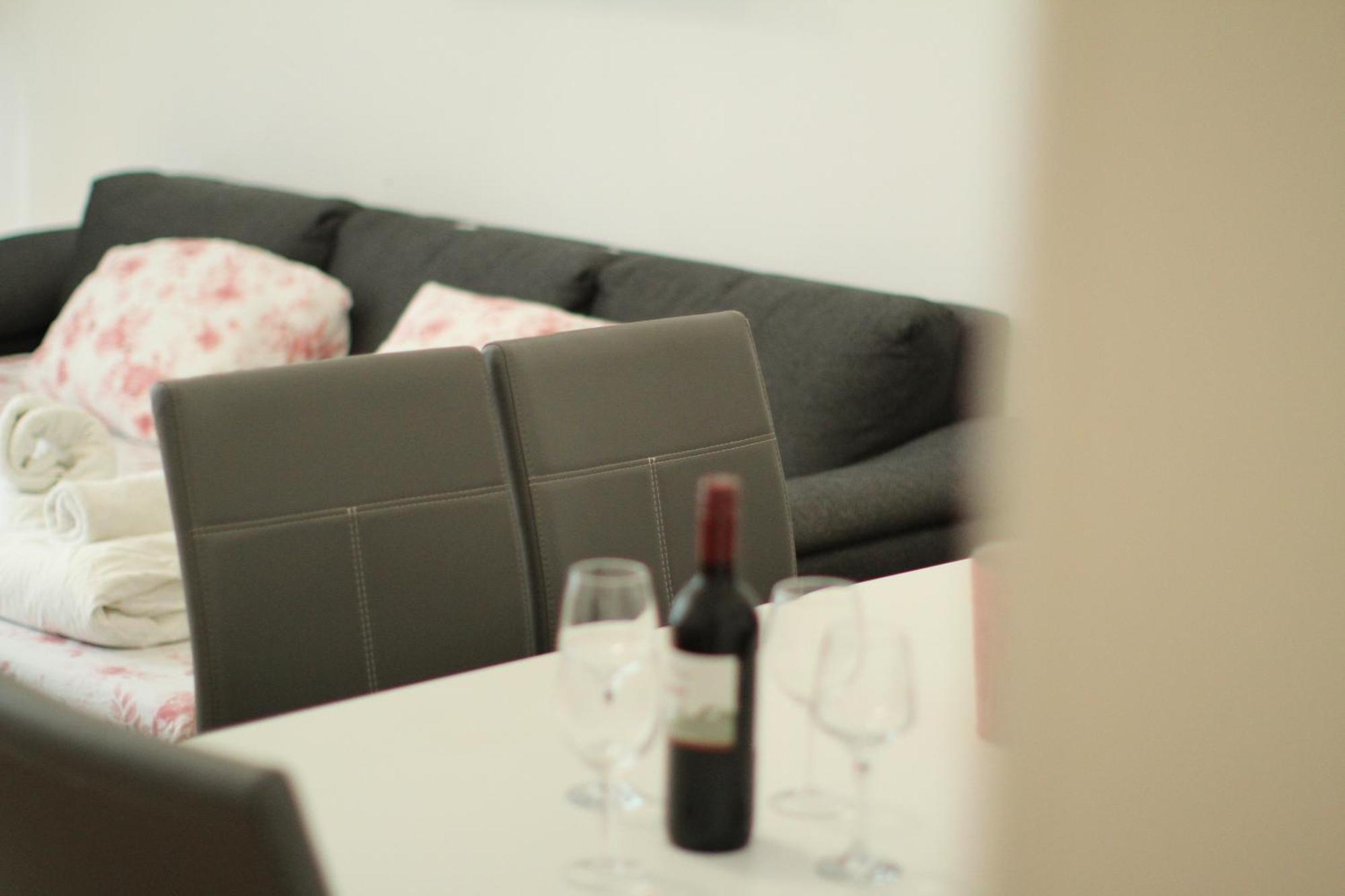 Apartment Sweet - Leopold *