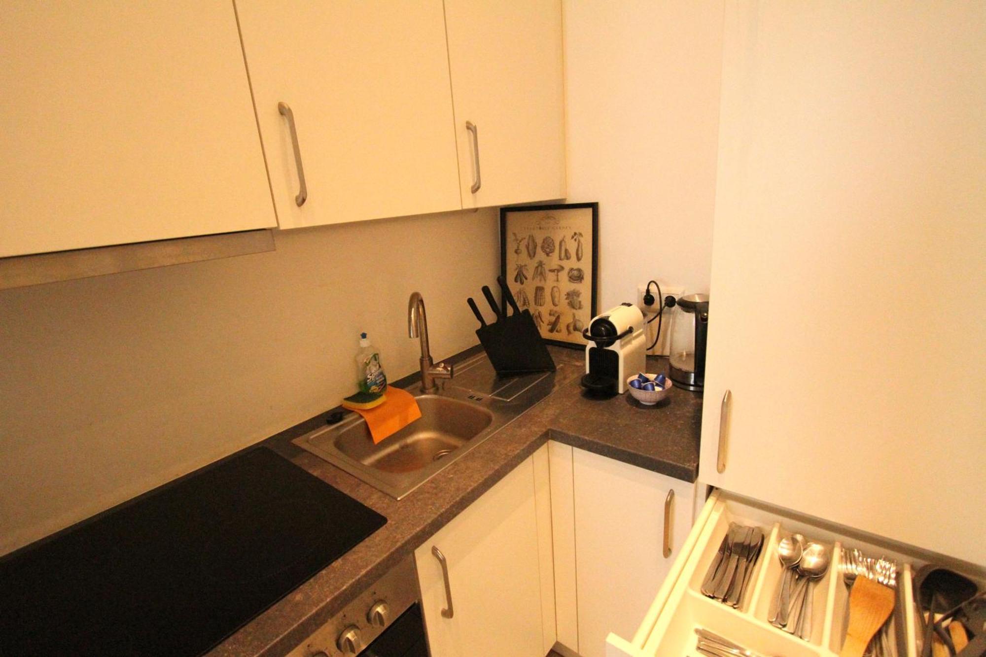 Apartment Sweet - Leopold