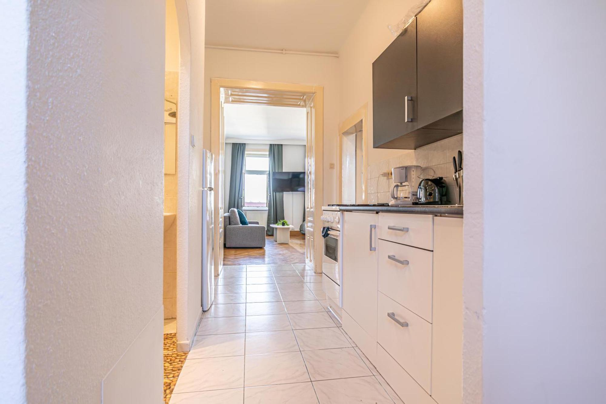 Lovely Shared At Prime Location For Longstays Apartment *