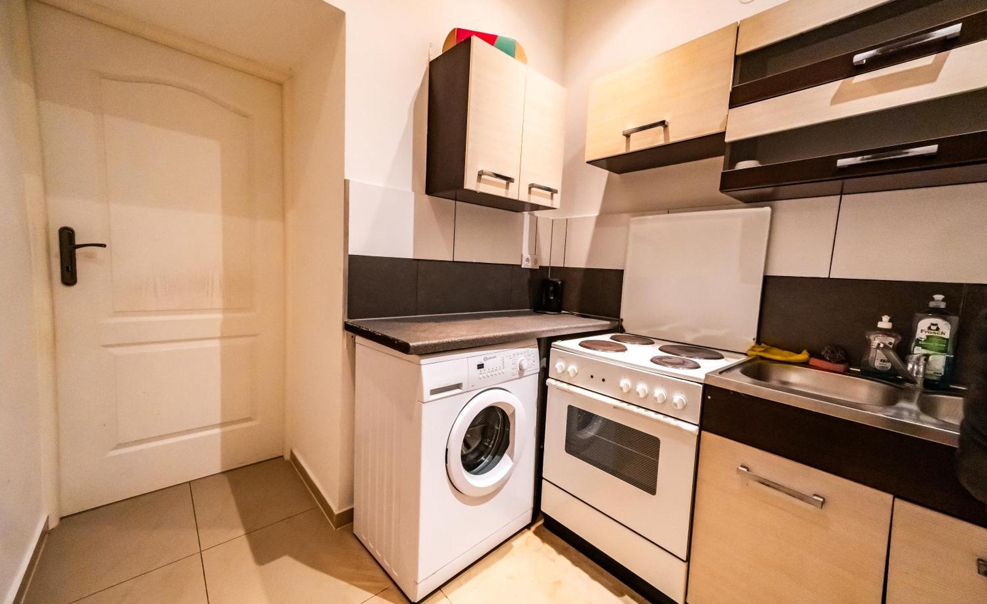 Family Studio- 7 Minutes To Schoenbrunn Palace *