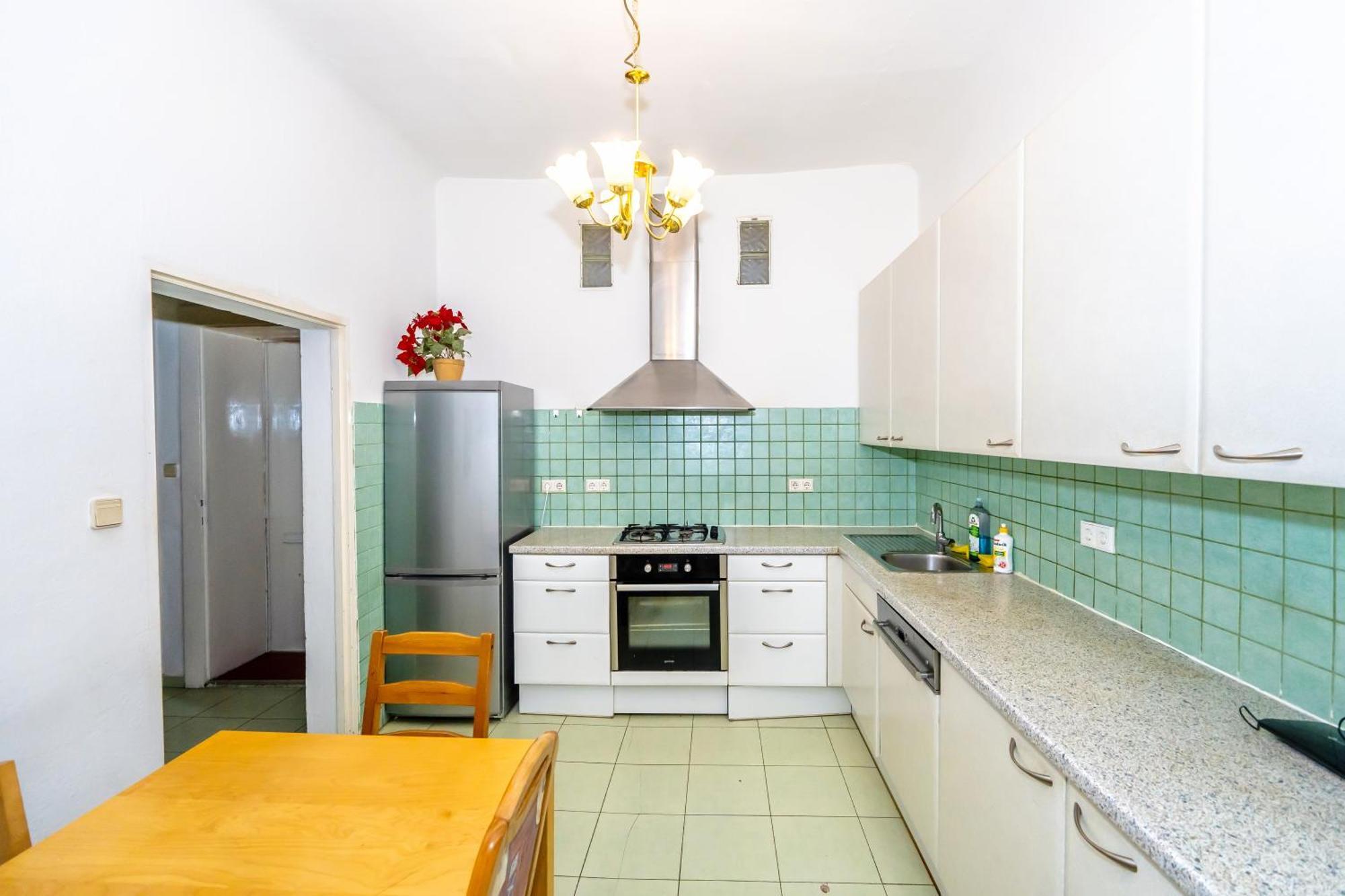 Cozy - 7 Minutes To Schoenbrunn Palace Viena