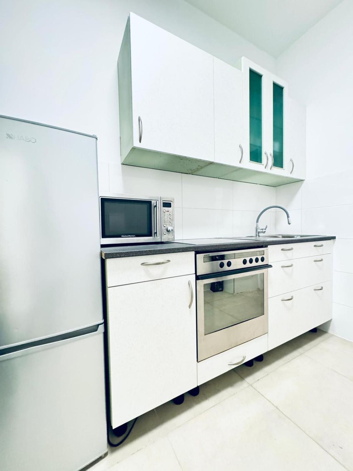4br Shared With View Only 7- Min To Westbahnhof Apartment Wien