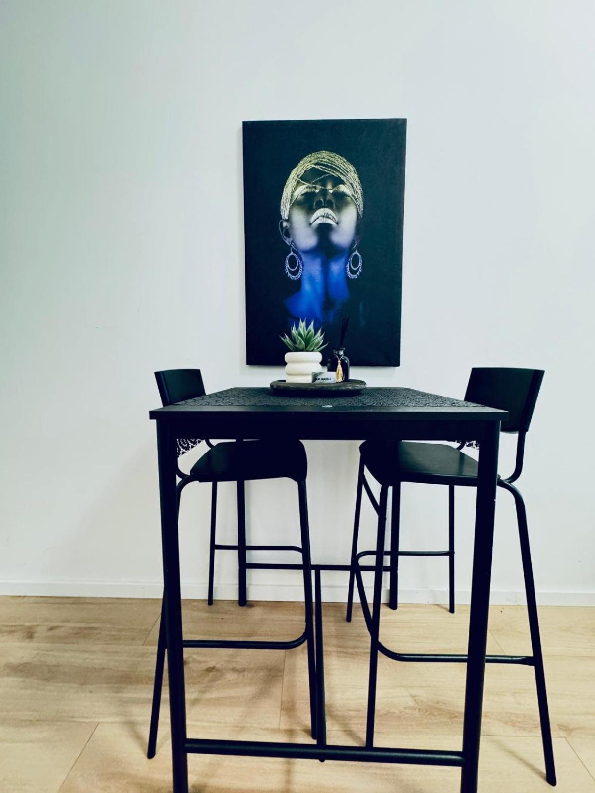 4br Shared With View Only 7- Min To Westbahnhof Apartment