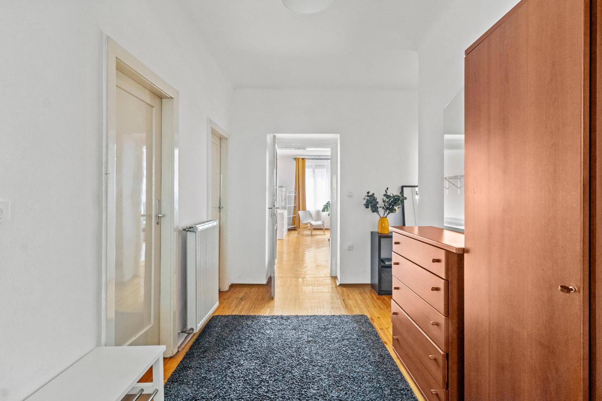 Zentrale Fuer 12 Gaeste - 4 Schlafzimmer Vienna