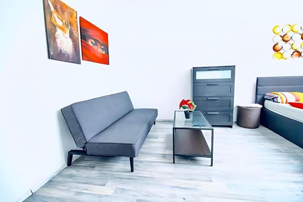 Central 4br Apt With Terrace, 10min Walk To Augarten * Vienna