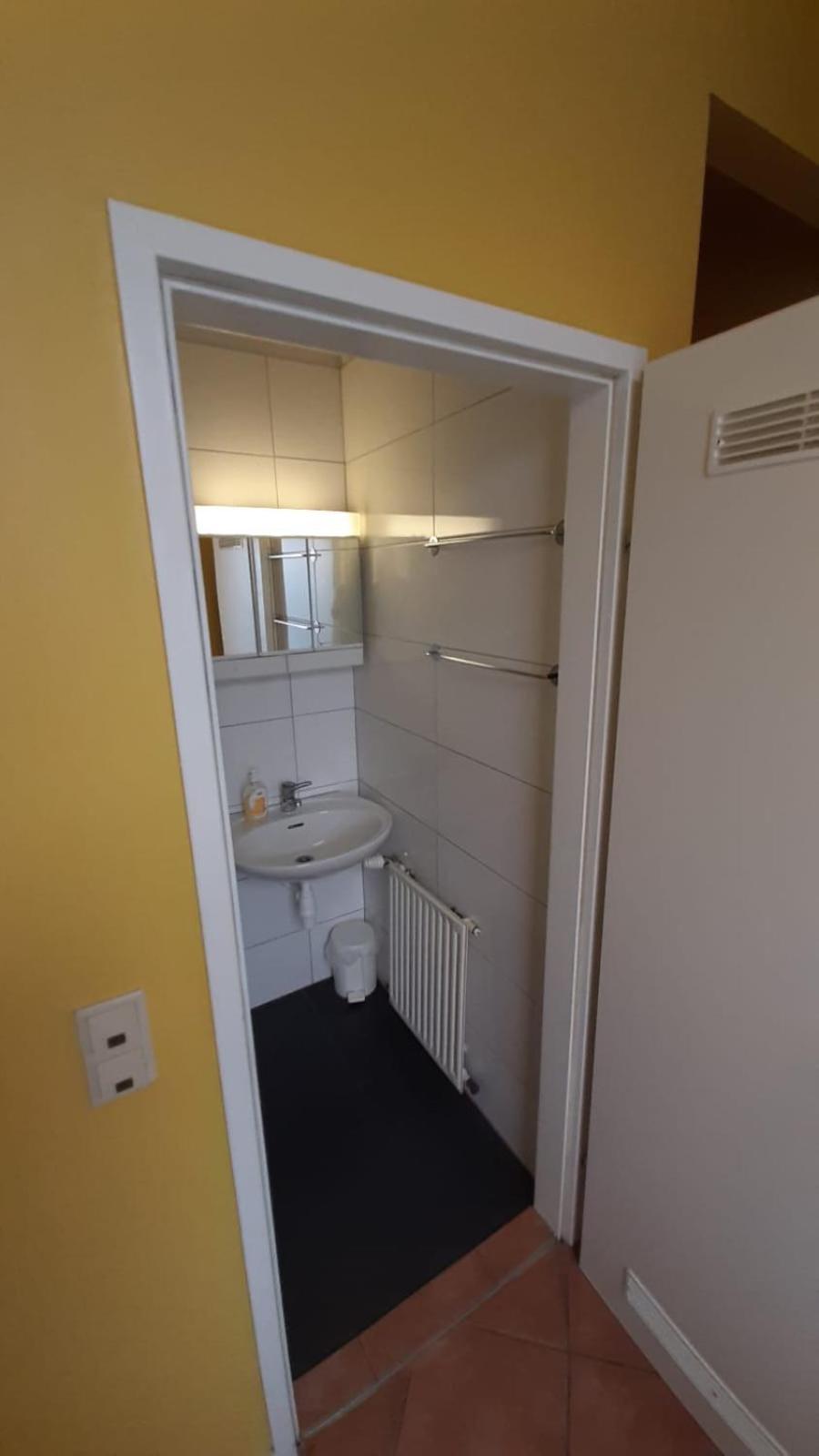 Monterooms Schoenbrunn 10 Minutes To Downtown Homestay