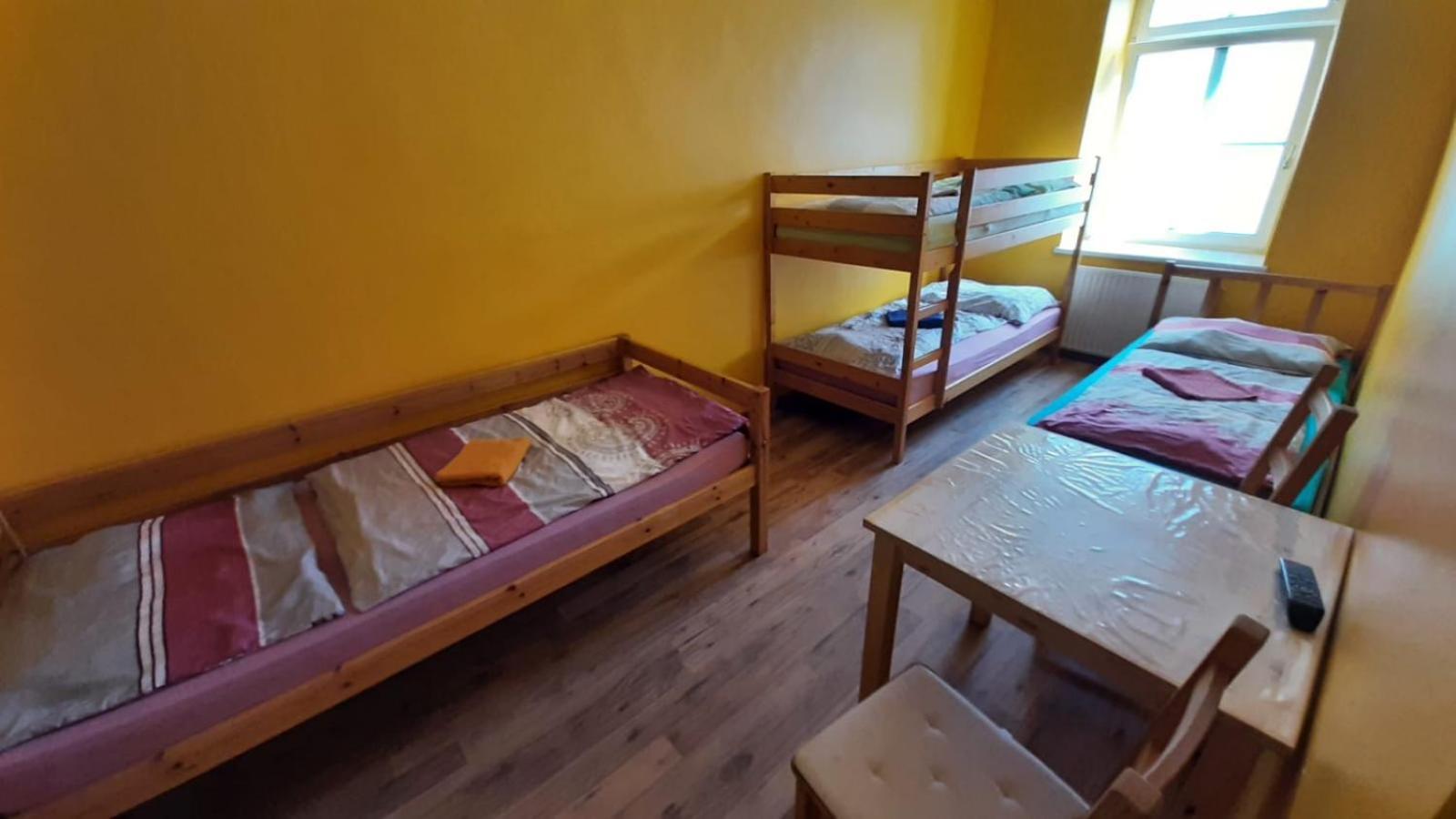 Monterooms Schoenbrunn 10 Minutes To Downtown Homestay *