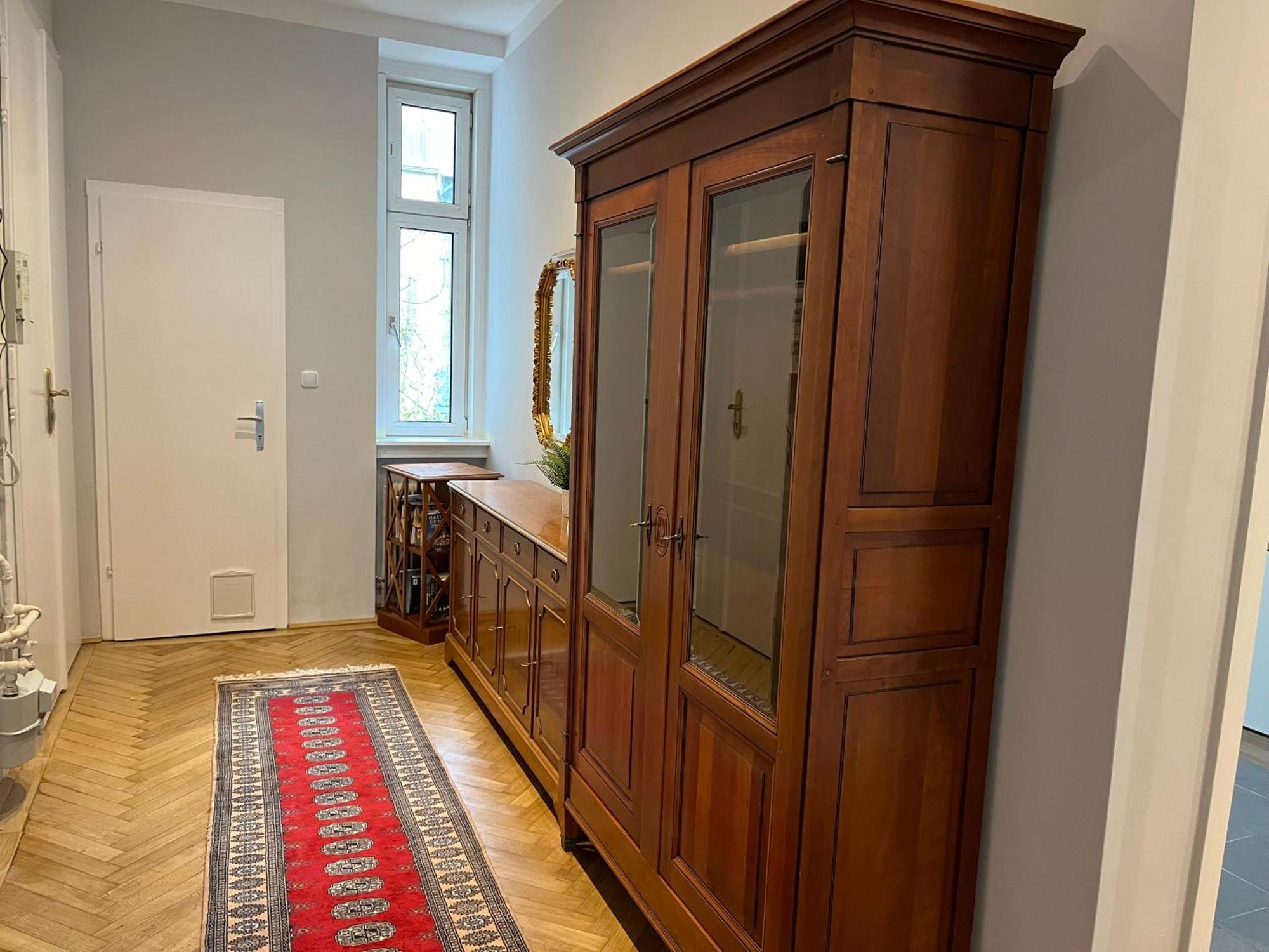 Appartamento Grosszuegiger Wiener Altbau Gleich Neben Schoenbrunn Vienna