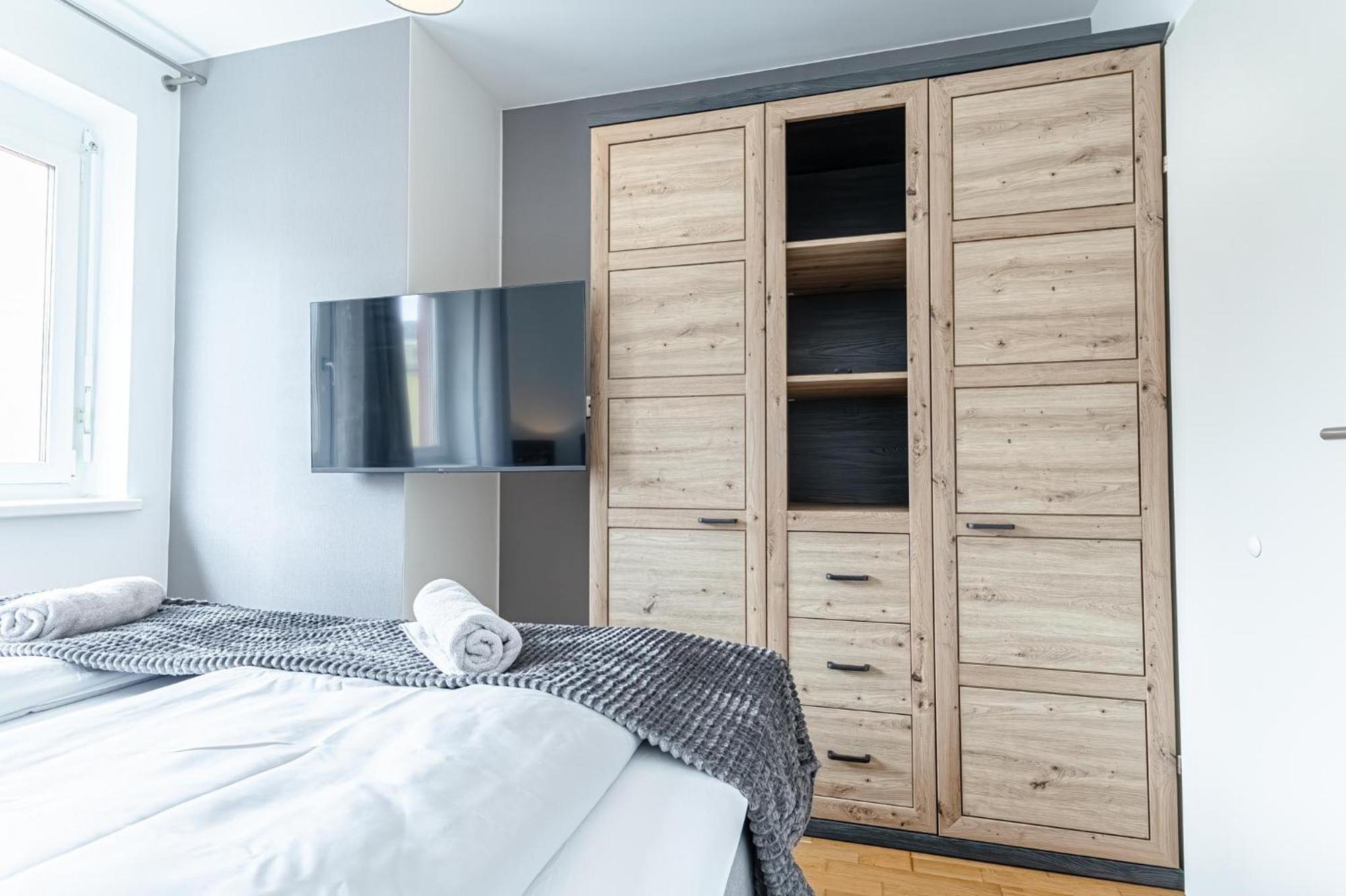 Chic 1br And 1lr In Apartment Vienna