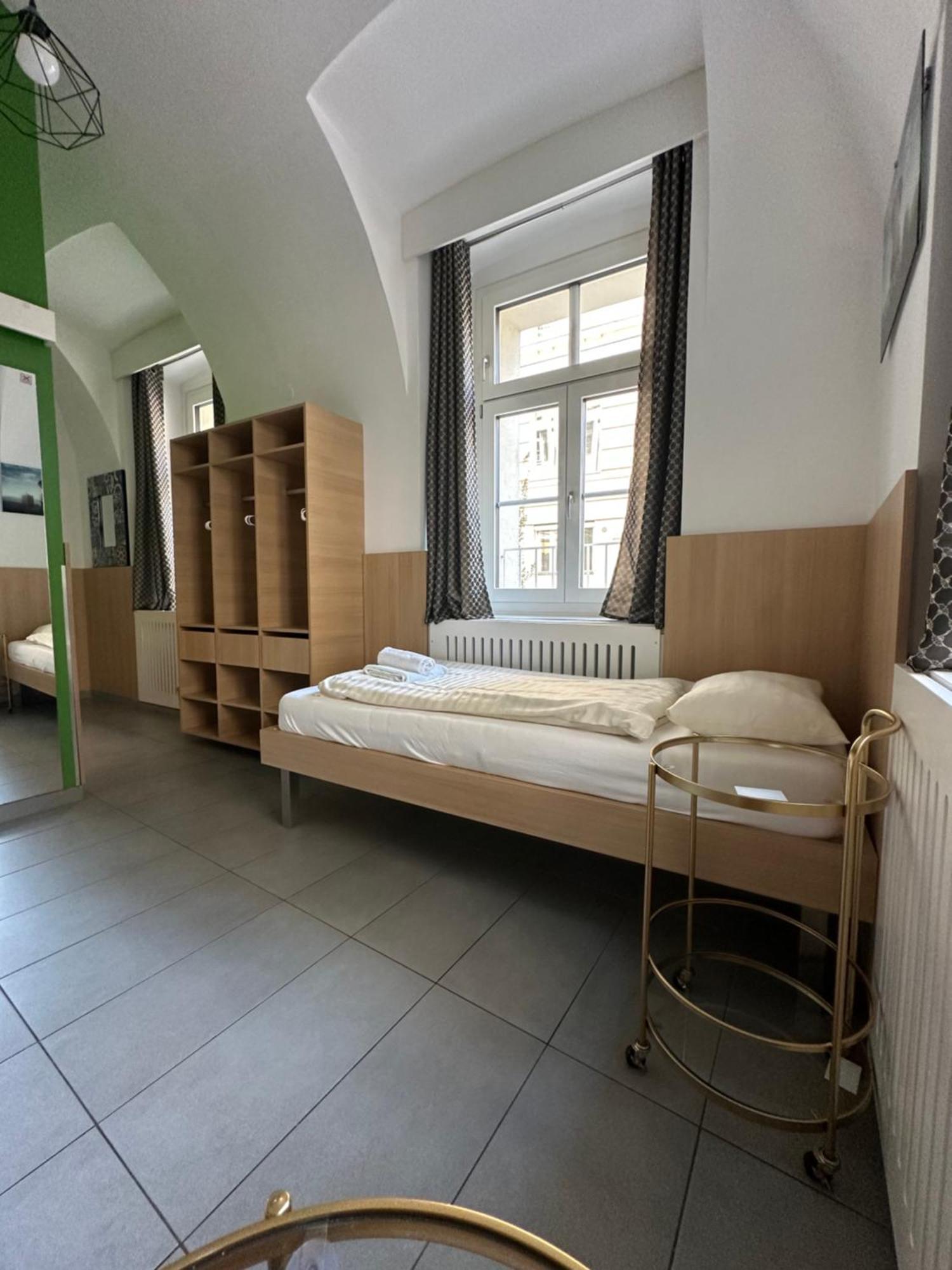 Frühstückspension Housingplus 2*