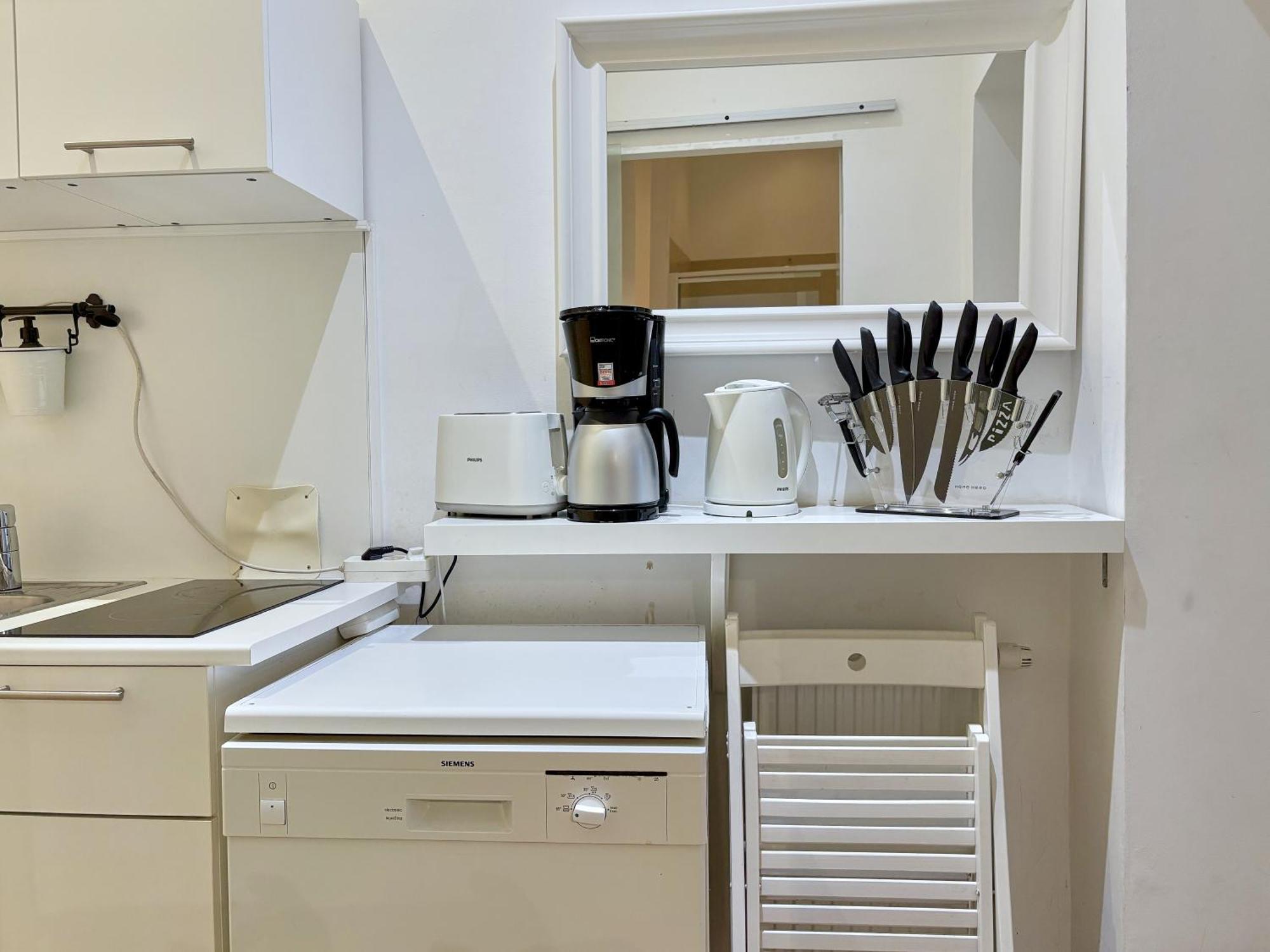 Luxurious And Bright, 5 Min To City Center *