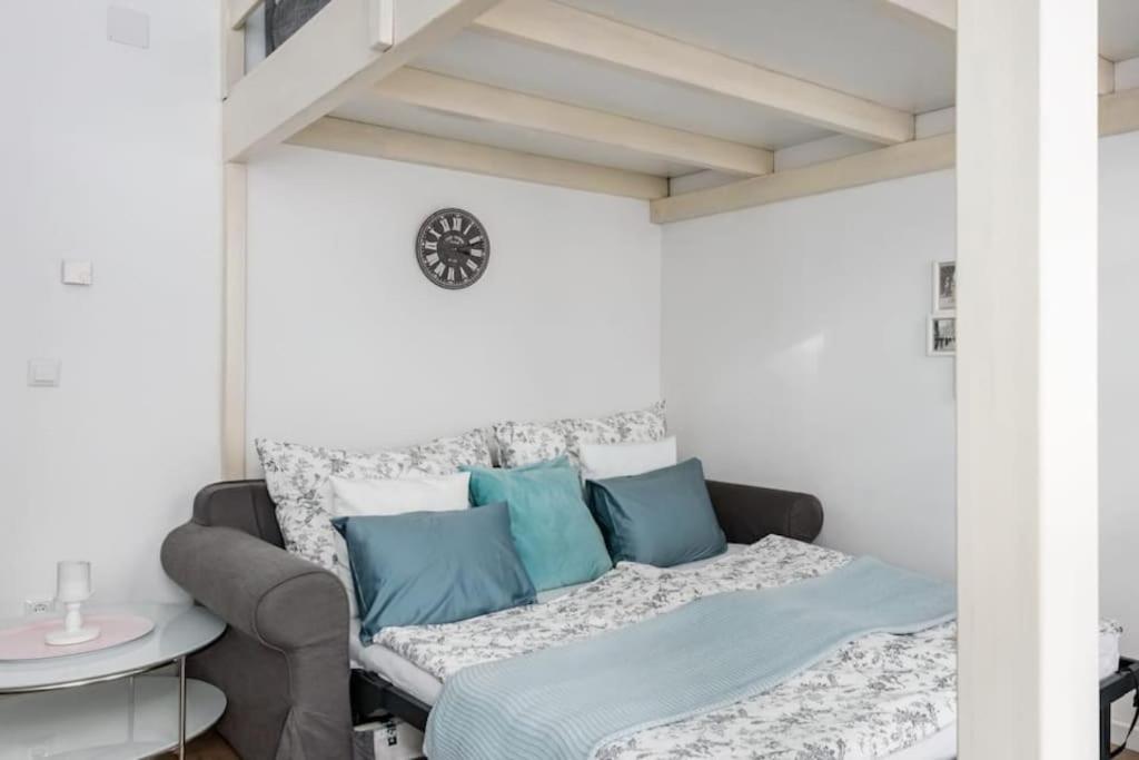 Relocation Or Expats, Only Long Term Stay! 2 Min To Metro Apartamento *
