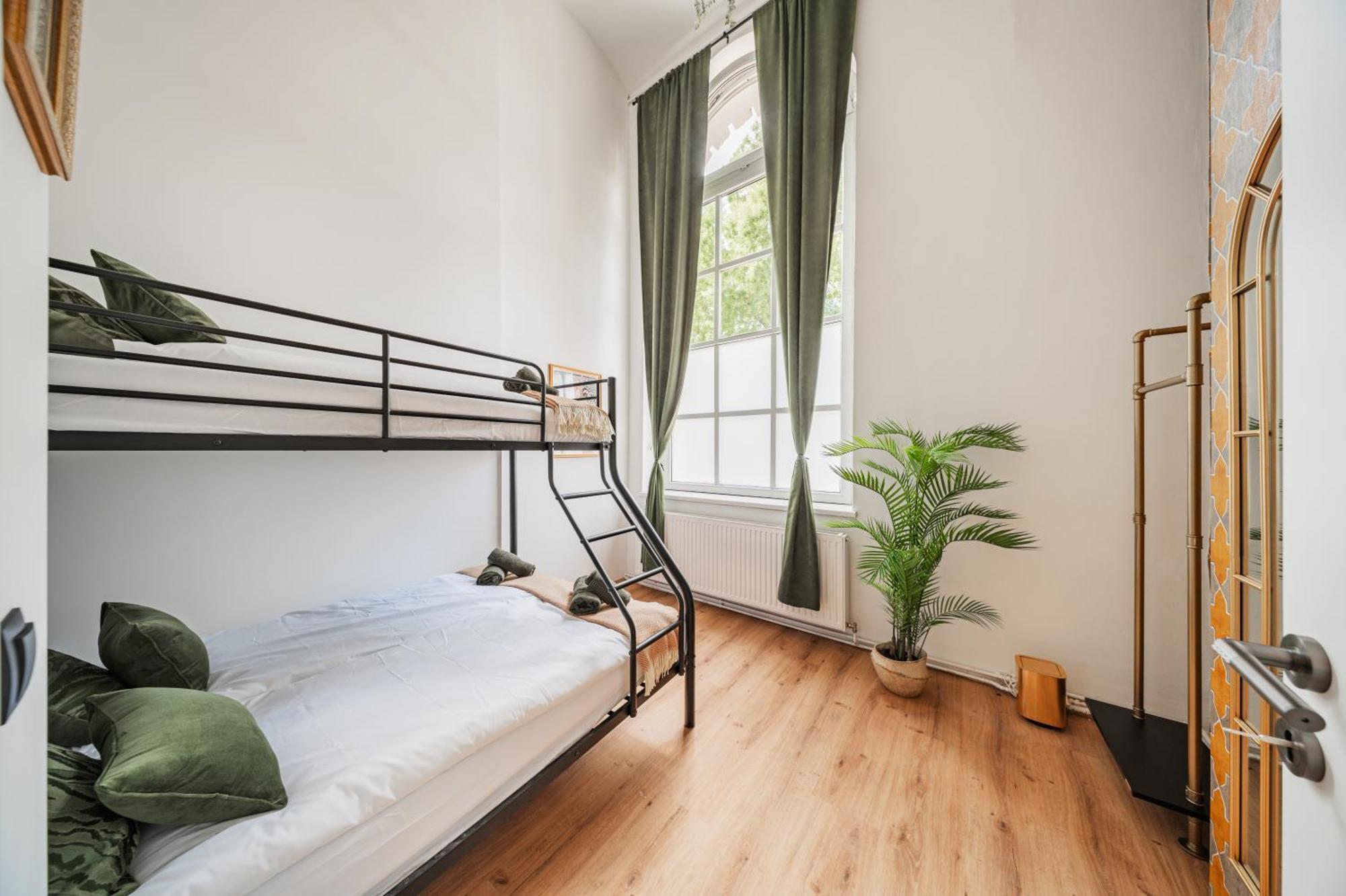 Hostel Bloom By Home1