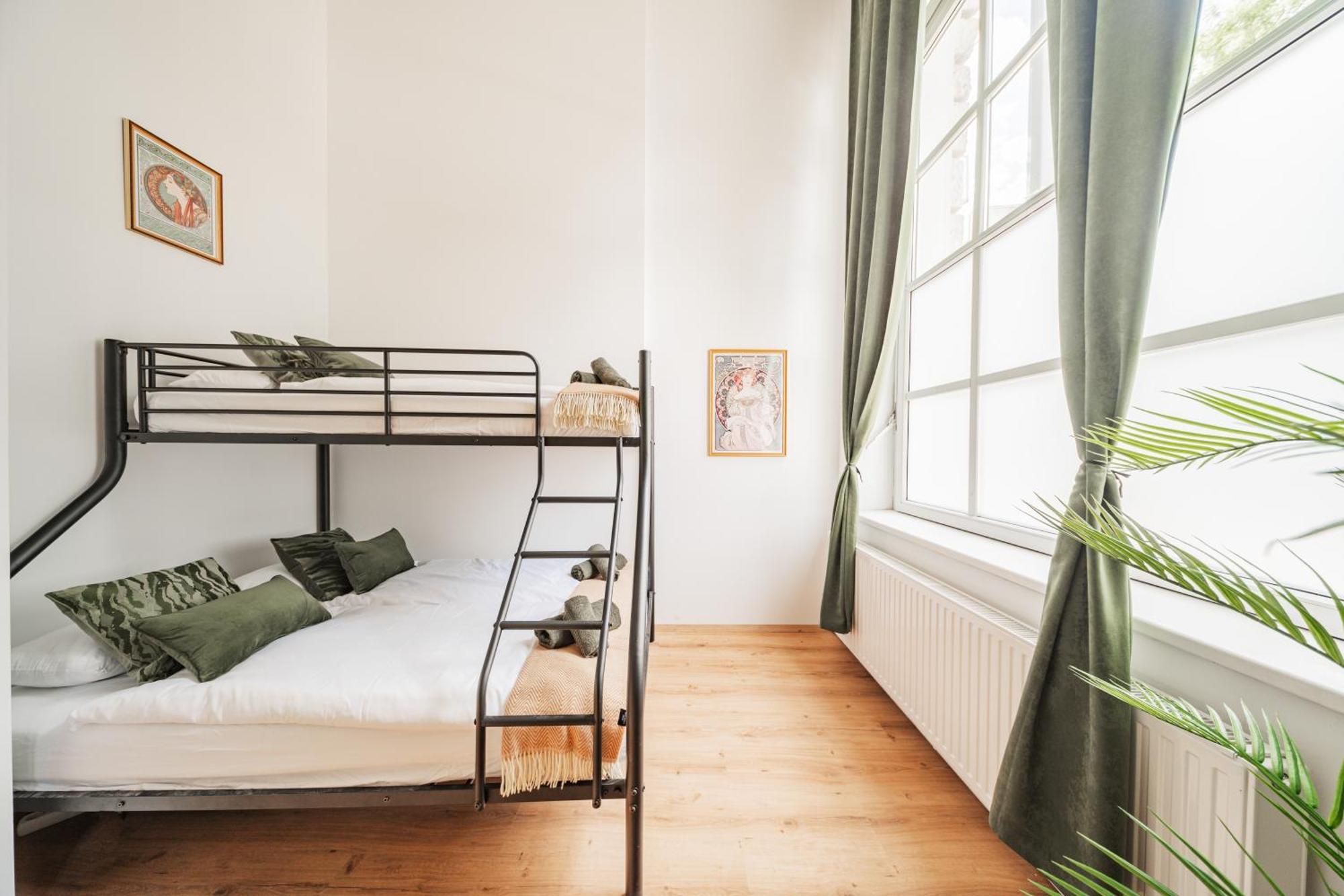 Hostel Bloom By Home1 Vienna