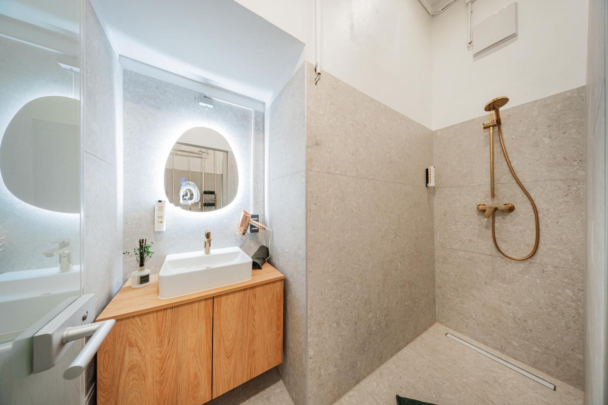 Hostel Bloom By Home1 *