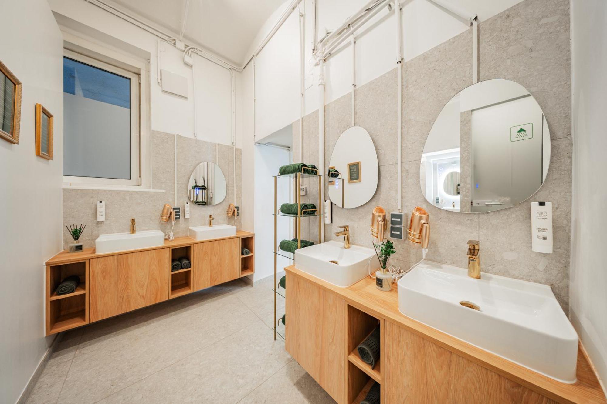 Hostel Bloom By Home1 Vienna