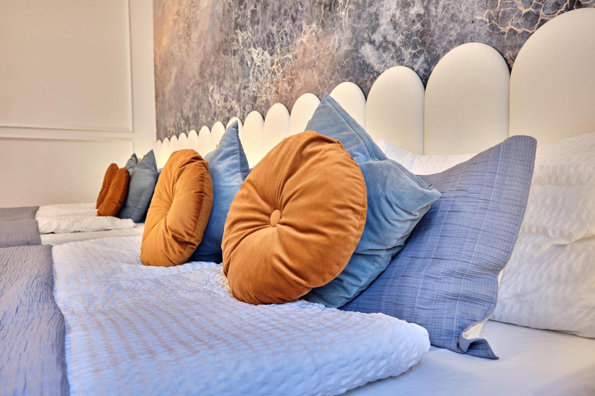 Art Hotel 3*