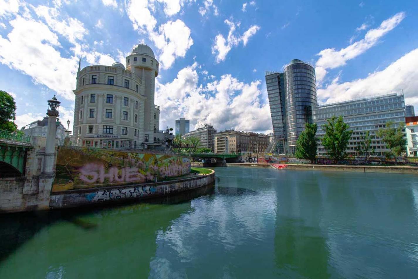 Grand Quarters Aparthotel