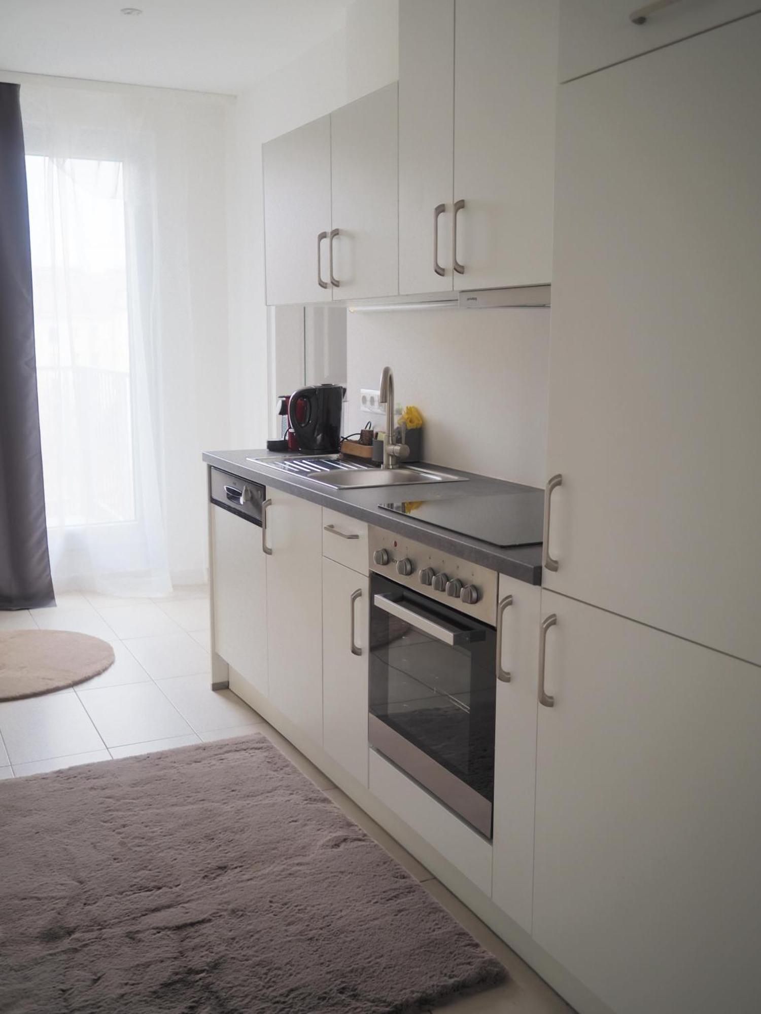 Apartment Sweet - Leopold