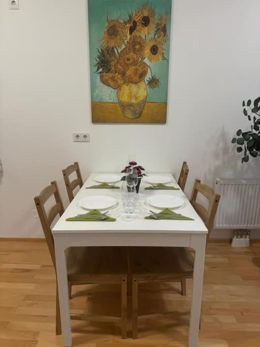 Apartment Fuer 4 Beim Westbahnhof *