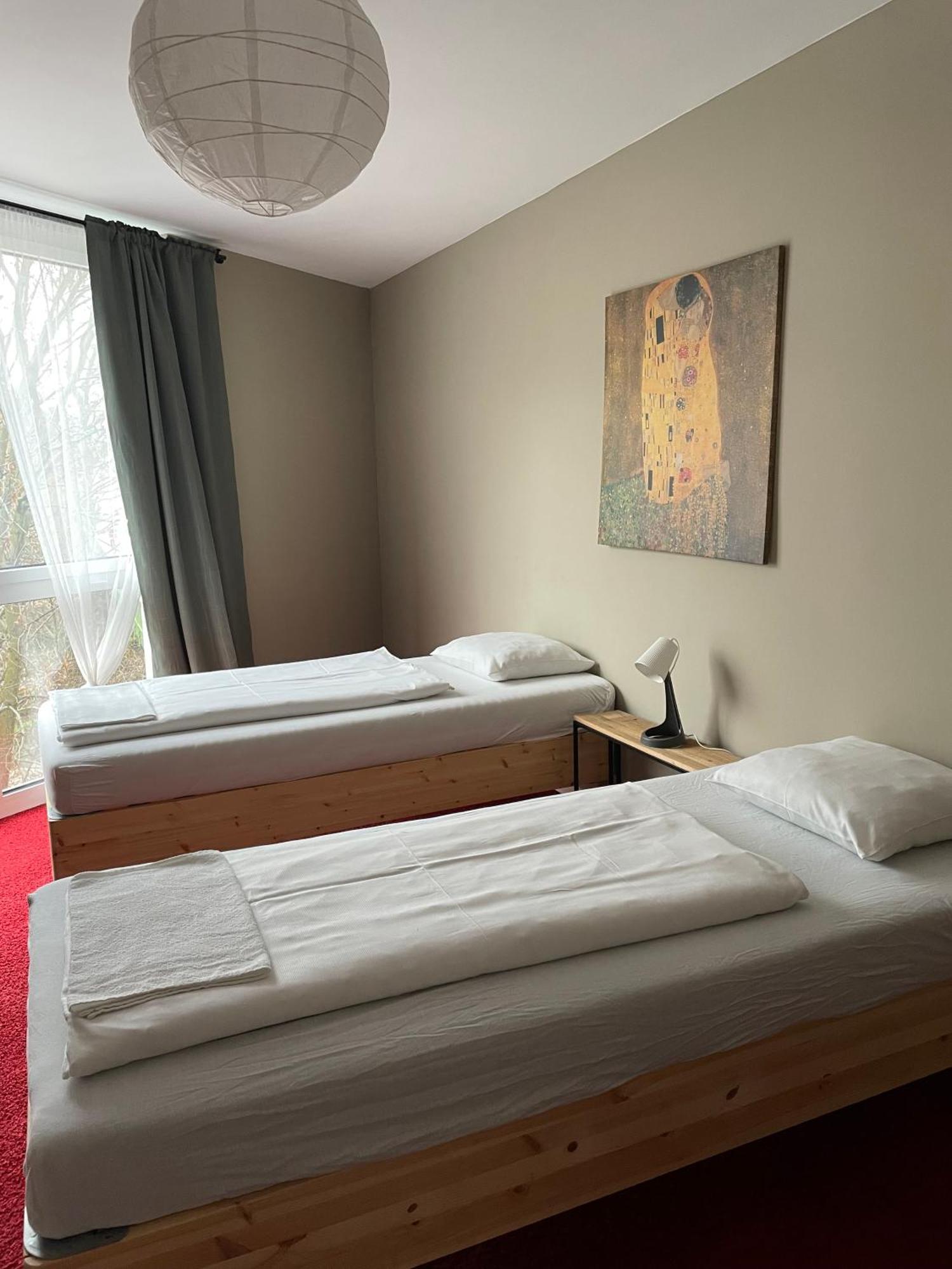 Hostel Nest *