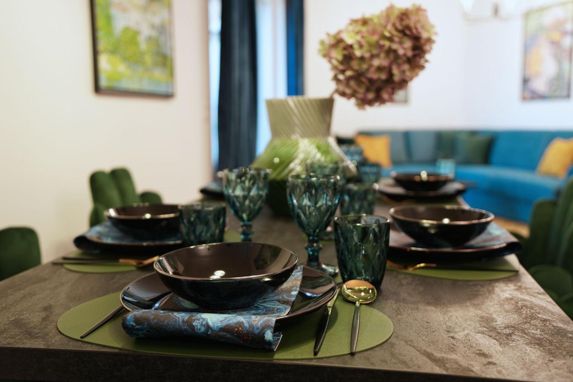 Carl's Design Residences By Domicilia