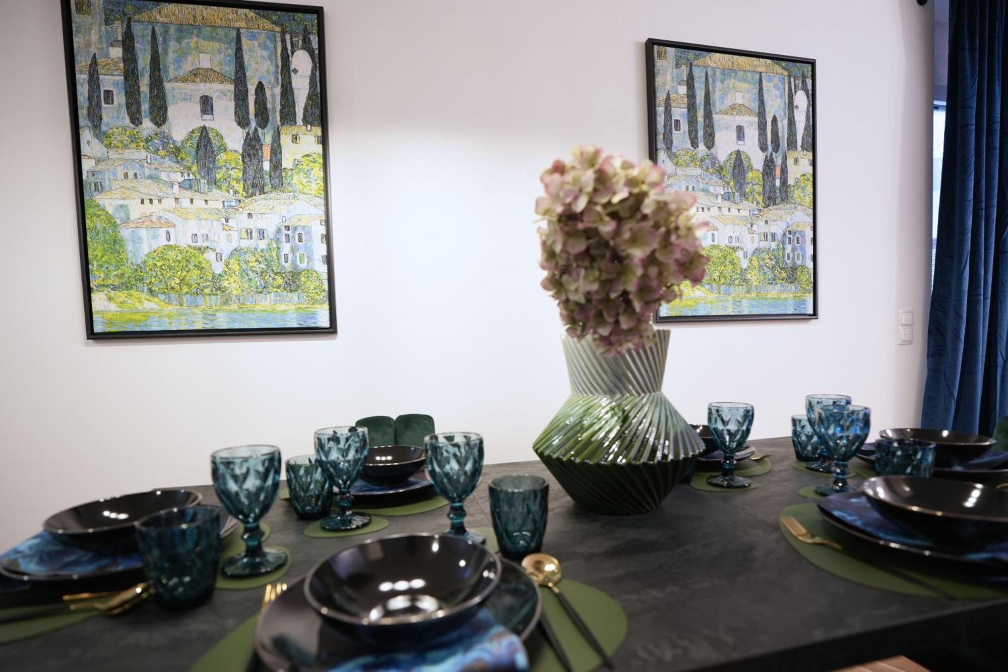 Apartment Carl's Design Residences By Domicilia *