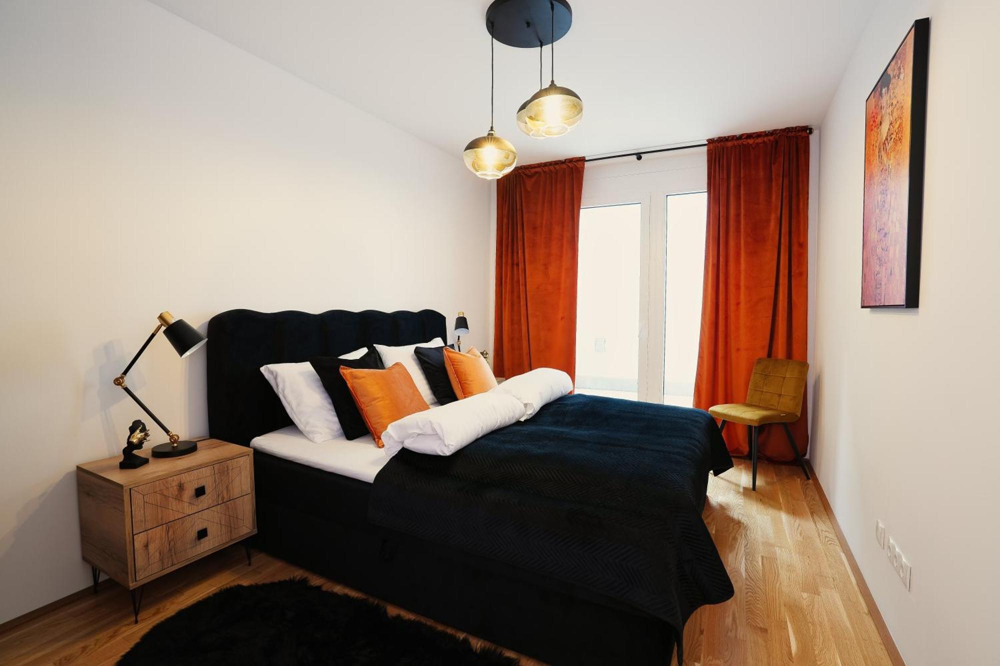 Carl's Design Residences By Domicilia Apartment *