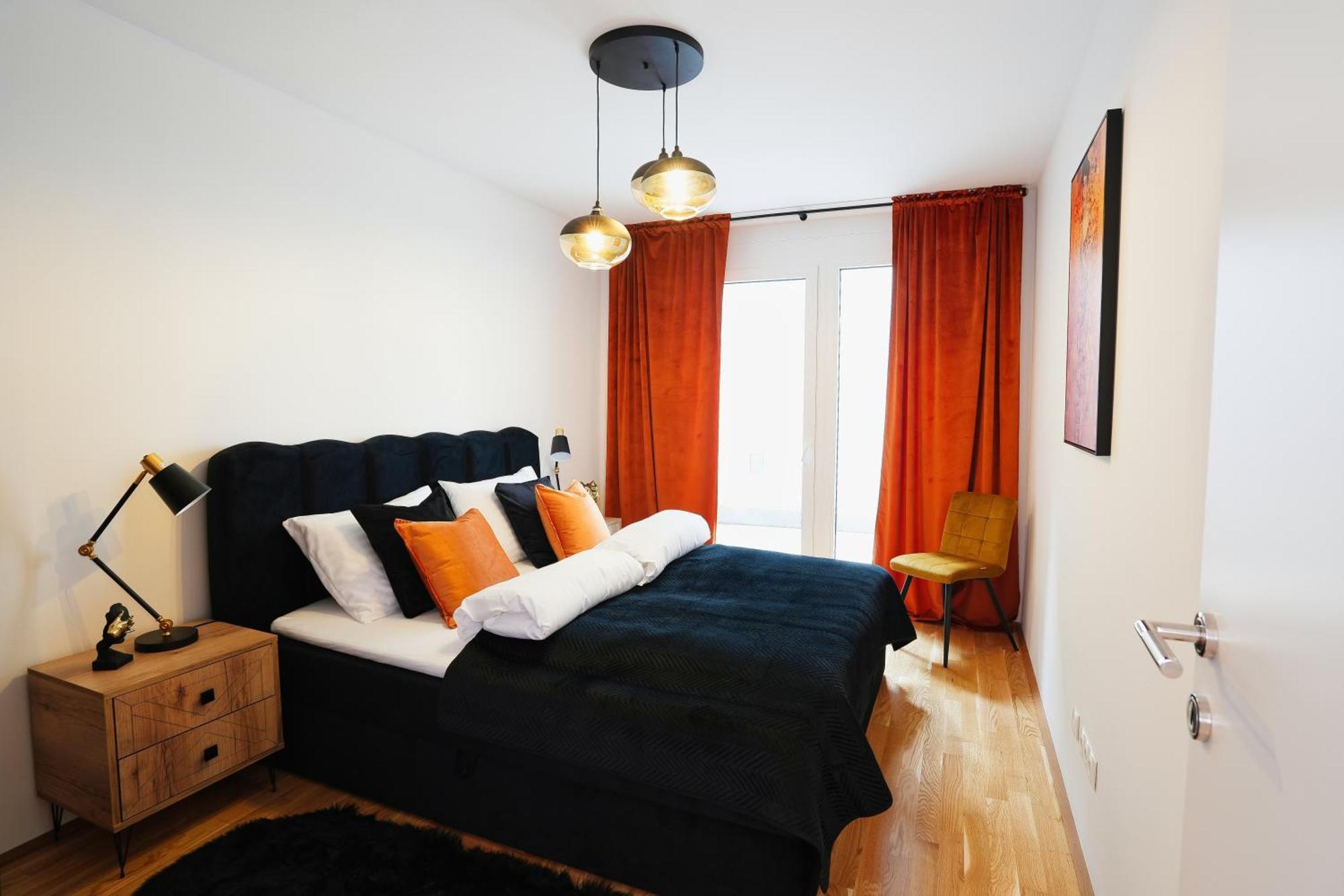Carl's Design Residences By Domicilia Apartment *