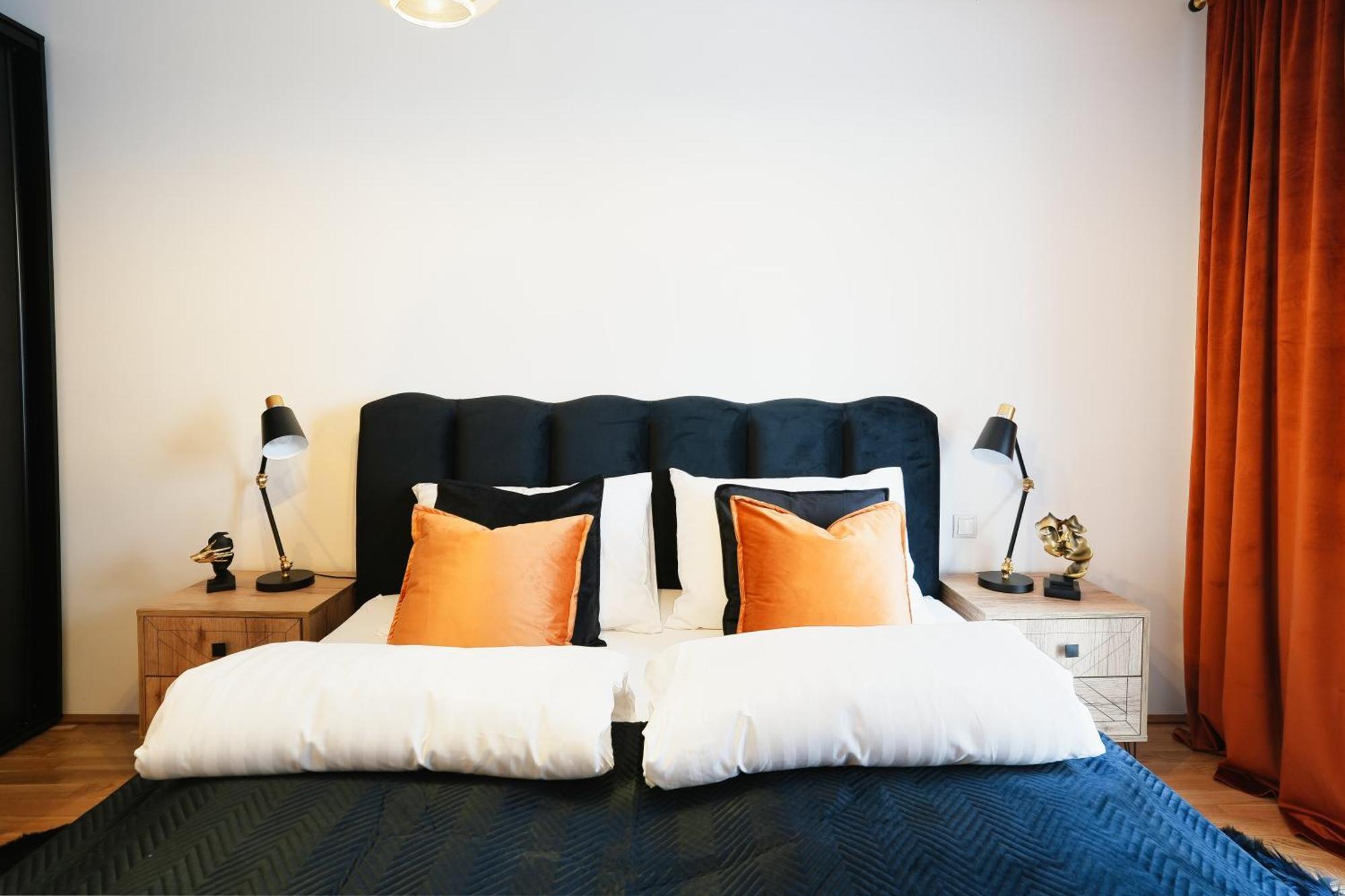 Carl's Design Residences By Domicilia Apartment *