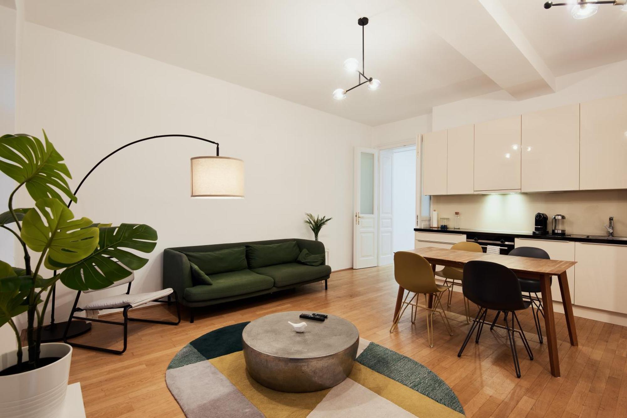 Premium Near Naschmarkt In 24h Check-in Apartment Vienna