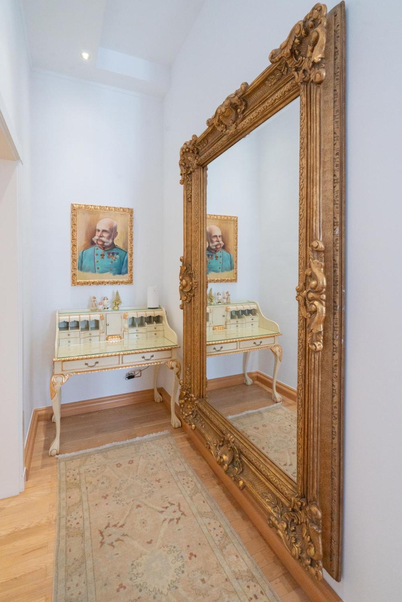Apartment Empress Sisi Royal