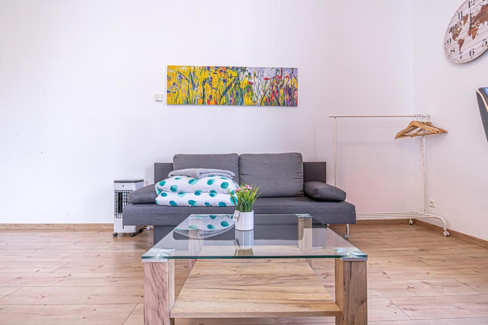 6 Min To Amusement Park - Economy In Shared Hostel