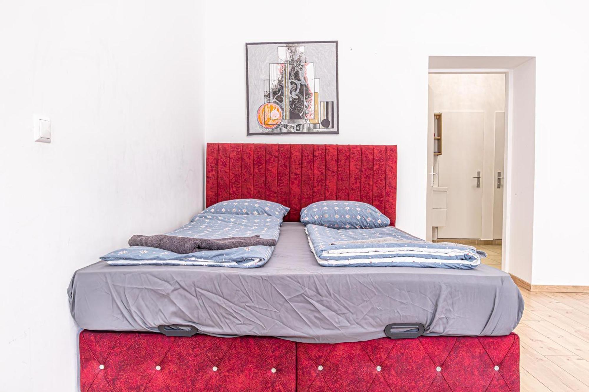 Hostel 6 Min To Amusement Park - Economy In Shared Vienna