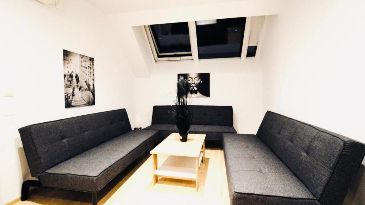 Hostel 6 Min To Amusement Park - Economy In Shared