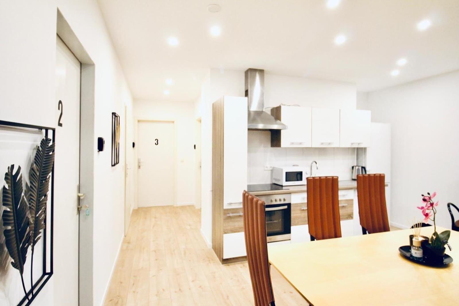 Hostel 6 Min To Amusement Park - Economy In Shared *
