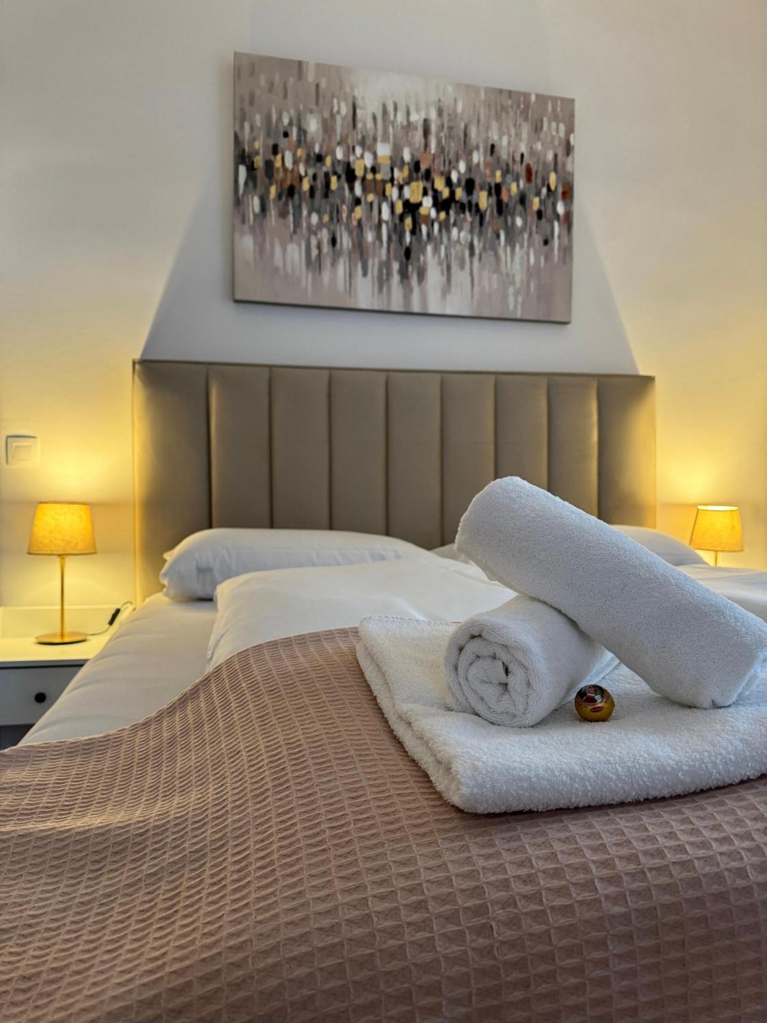 Apartment Elegant Und Zentral - Nahe Staatsoper Und Altstadt *