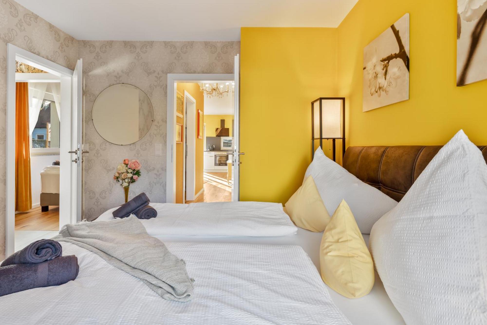 Yellow - Whirlpool Garden - Free Parking - Wifi Apartment Vienna