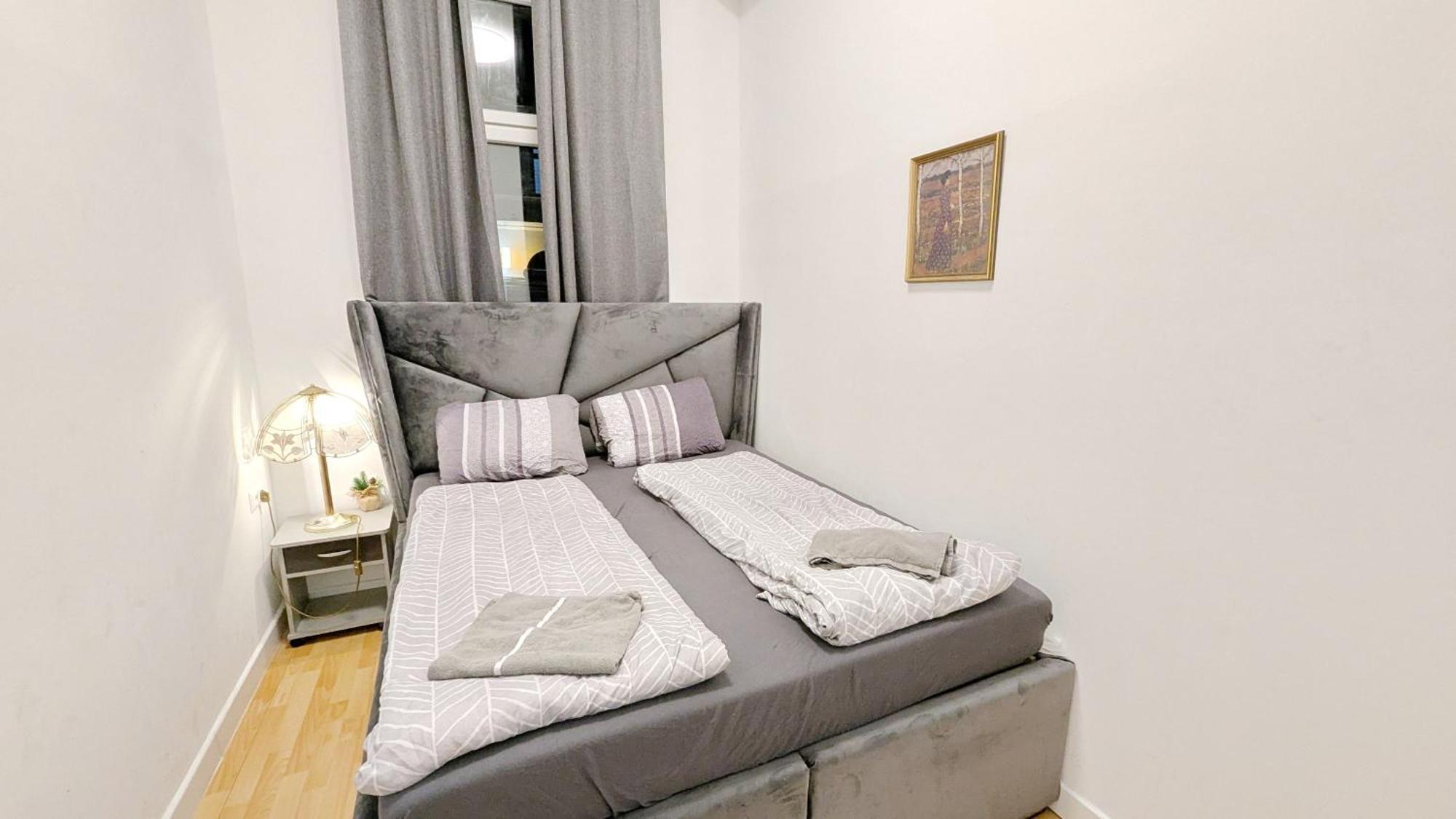 Homestay Comfortable In Lugner City Area *