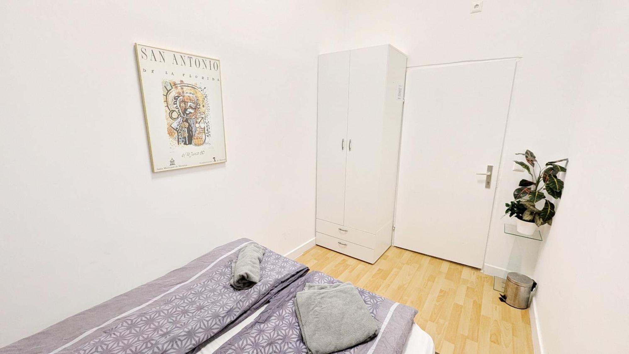 Homestay Comfortable In Lugner City Area Vienna