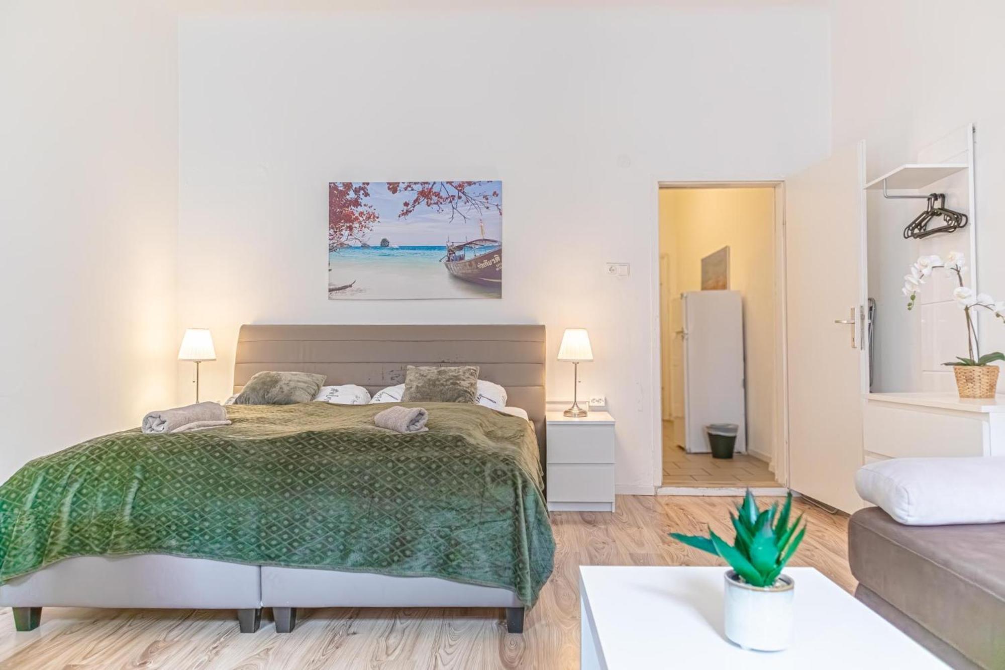 Comfortable 2br Apt Near Schloss Schönbrunn Apartment Wien