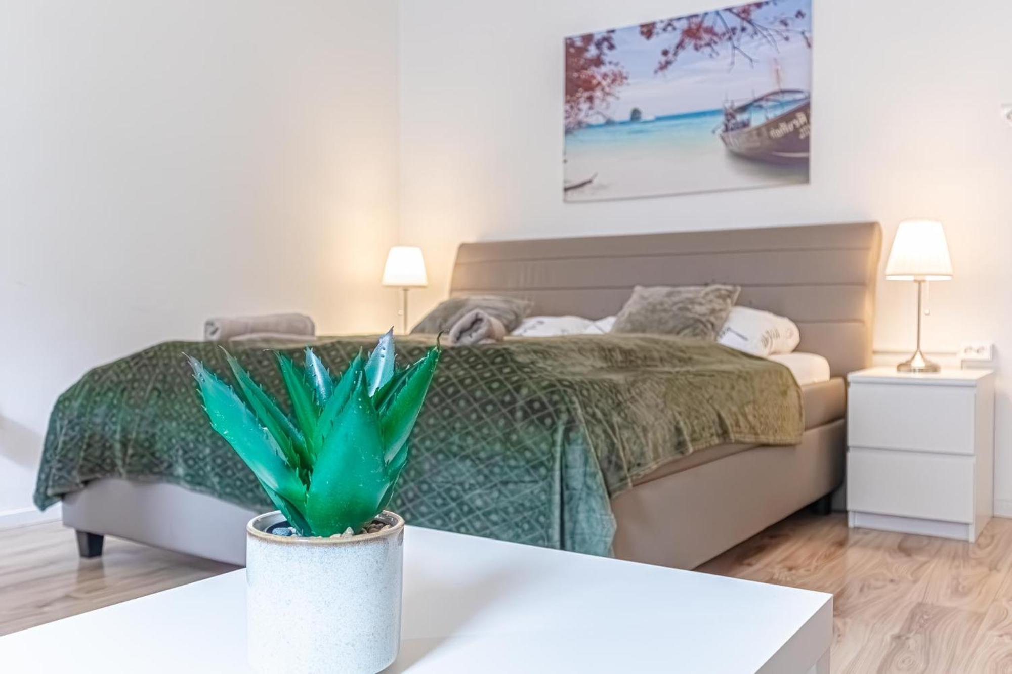 Comfortable 2br Apt Near Schloss Schönbrunn Wien