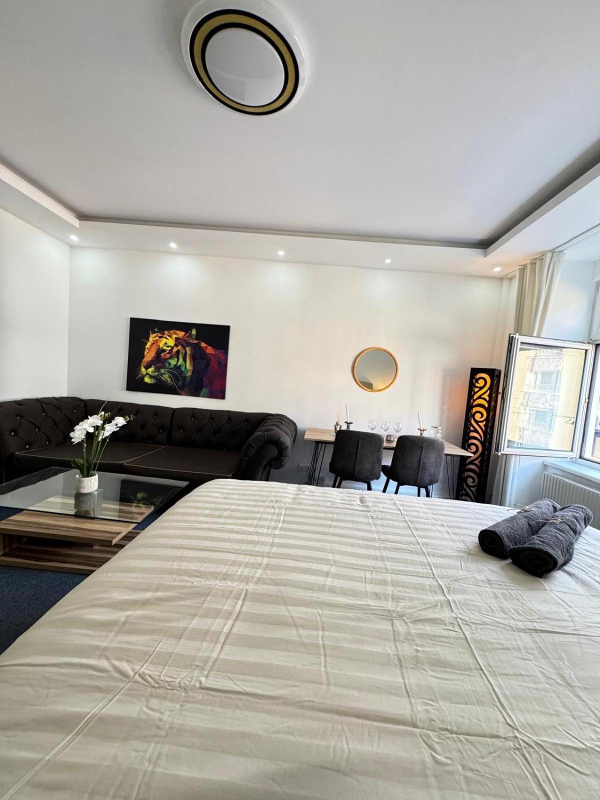 7br For Big Groups, With Great Location Apartment Vienna