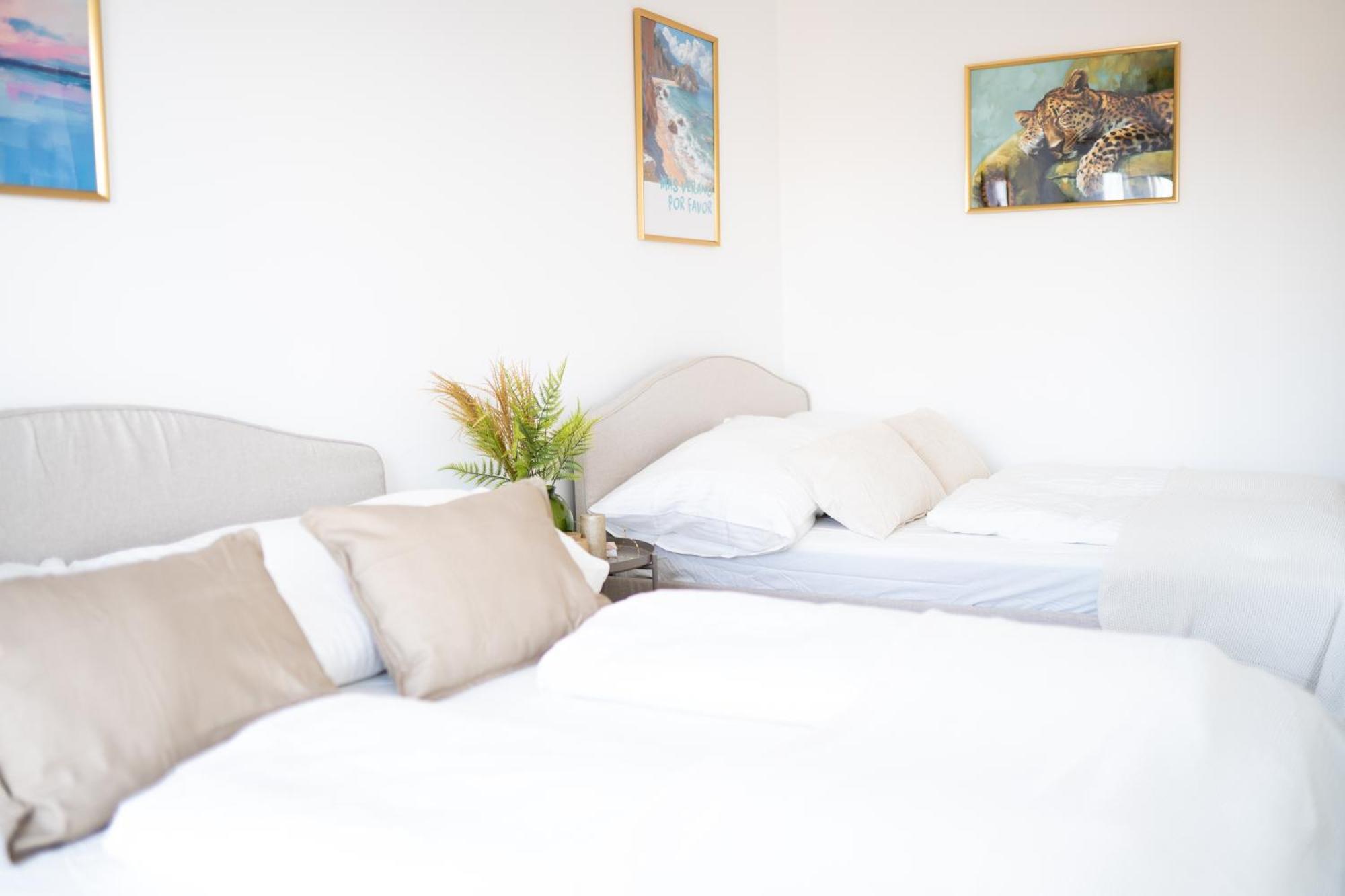 Stylish Modern With Terrace & Free Parking Apartment Vienna